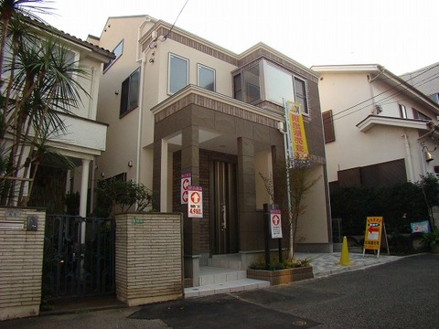 ◎住環境良好
◎4LDK+P
◎完成済建物内覧できます
【価格変更しました】