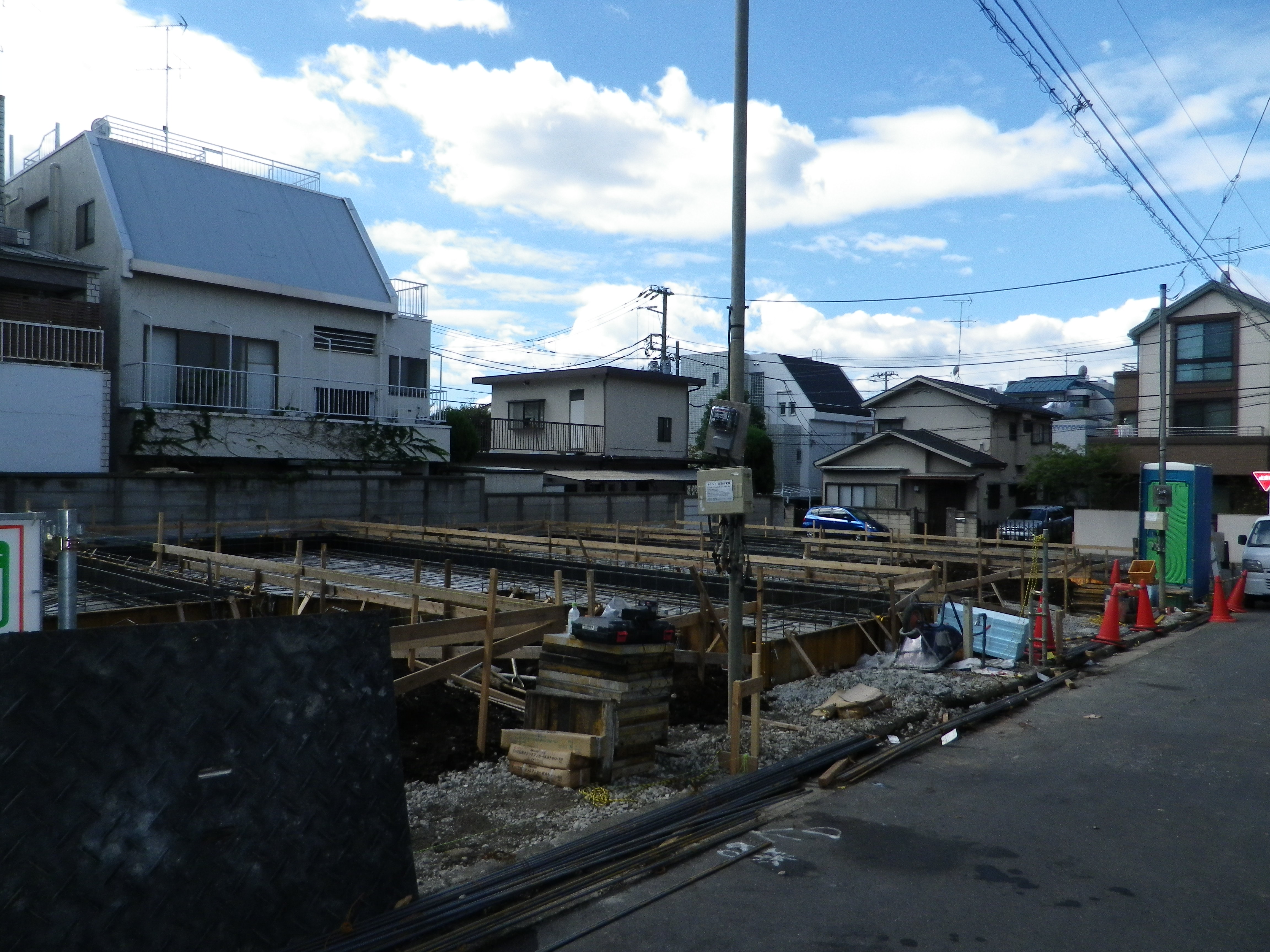 ◎土地３０坪
◎４LDK＋P
◎カウンターキッチン
◎１６．５帖LDK
◎床暖房